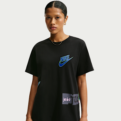 Nike Sportswear Classic Women's Oversized T-Shirt. Nike.com